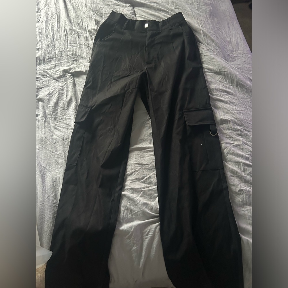 Womans Black Cargo Pants